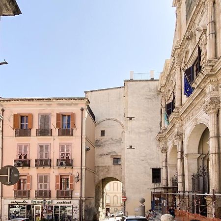Su Meri Stampace - Luxury Apartment City Center Cagliari Esterno foto